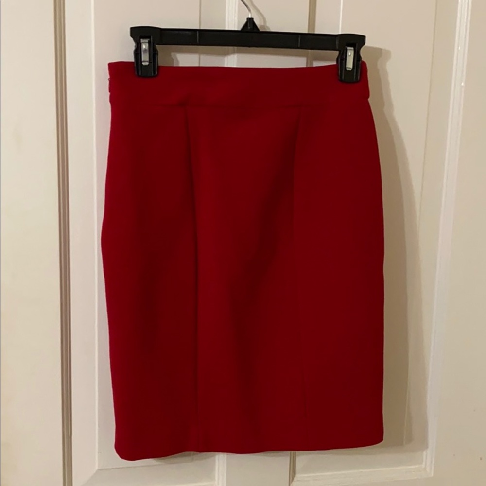 Red Ann Taylor skirt - Picture 4 of 8
